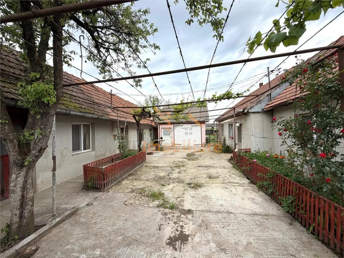 CASA CU TEREN 1081 MP | ACCES AUTO | ZONA SACUIENI | LOCALITATEA CADEA | BIHOR - foto 2