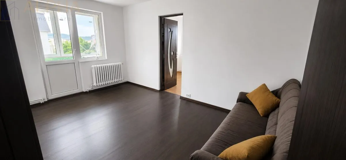 Apartament 2 camere de vanzare – zona Piata Decebal, Bistrita, BN - foto 1