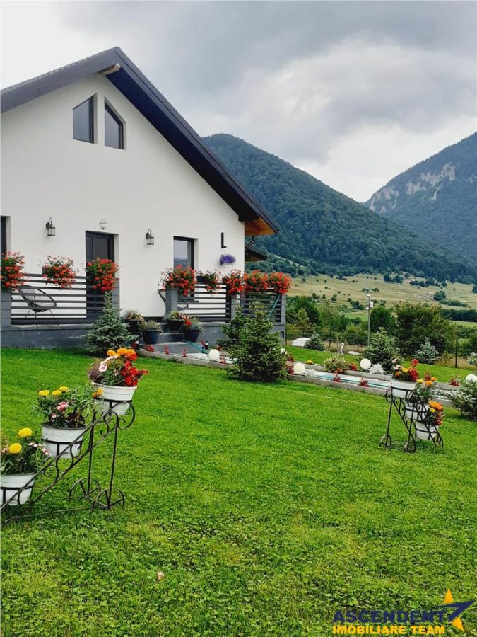 Rezidential/ Hotelier,eleganta discreta,energie verde,1.000mp teren,Tohanita ,Brasov. - foto 21