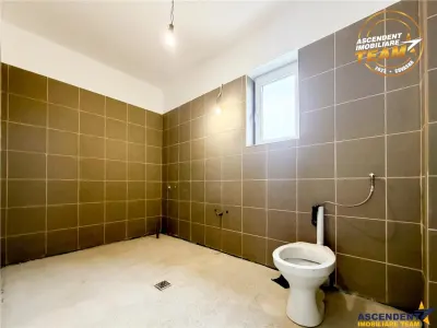 Casa noua, curte, gradina, aria Arena Sepsi, Central, Sfantu Gheorghe, Covasna - foto 14