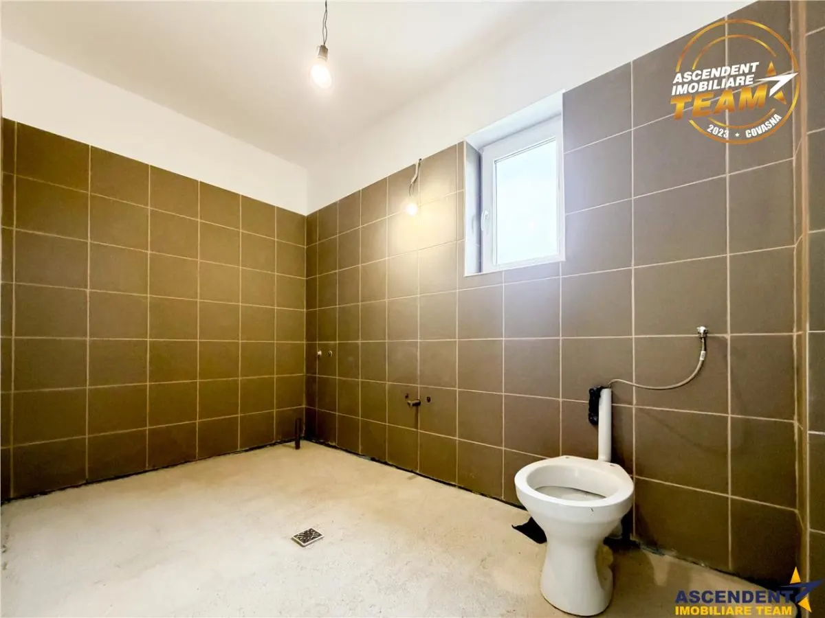 Casa noua, curte, gradina, aria Arena Sepsi, Central, Sfantu Gheorghe, Covasna - foto 14