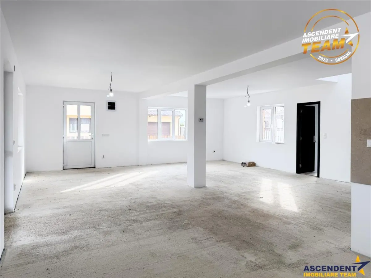 Casa noua, curte, gradina, aria Arena Sepsi, Central, Sfantu Gheorghe, Covasna - foto 9