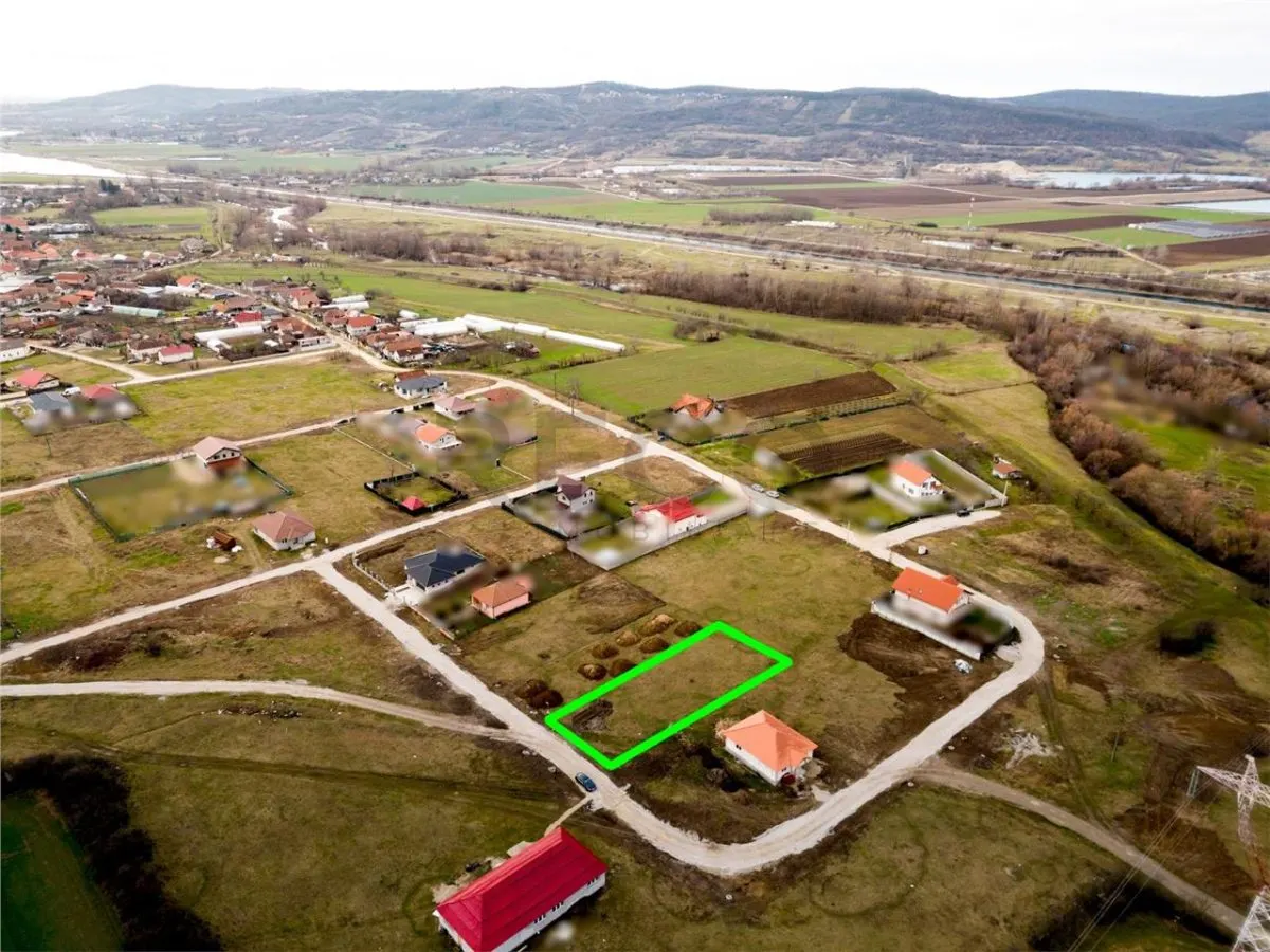RECO Teren intravilan  810 mp- utilitati- Osorhei - foto 2