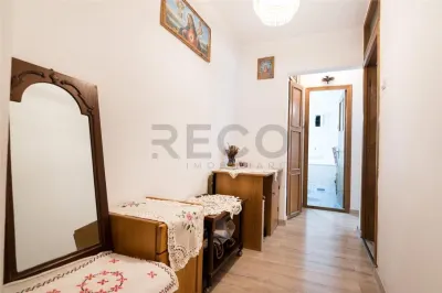 RECO Apartament cu 3 camere  decomandat- Oradea-zona Nufarul - foto 9