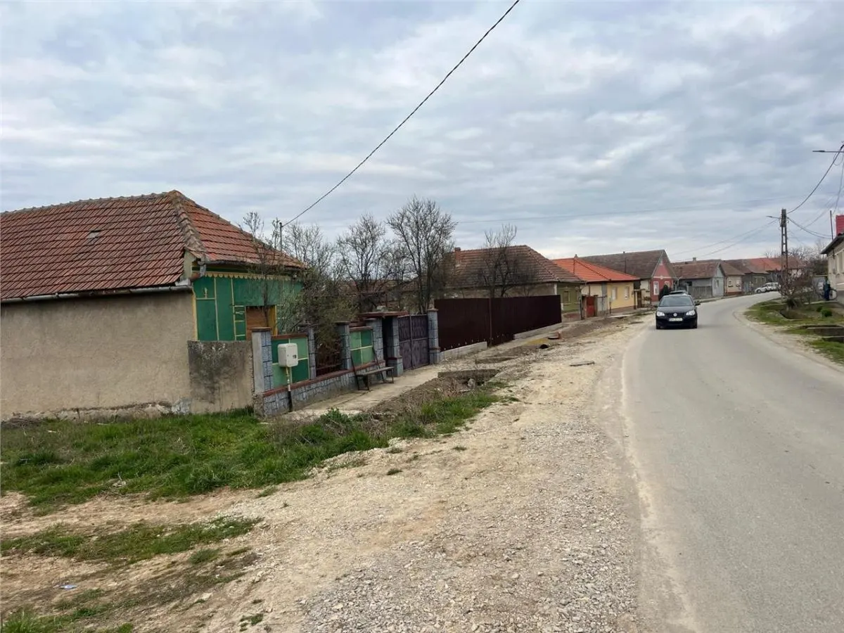 RECO Teren intravilan 700 mp cu toate utilitatile- la asfalt Cheriu - foto 5