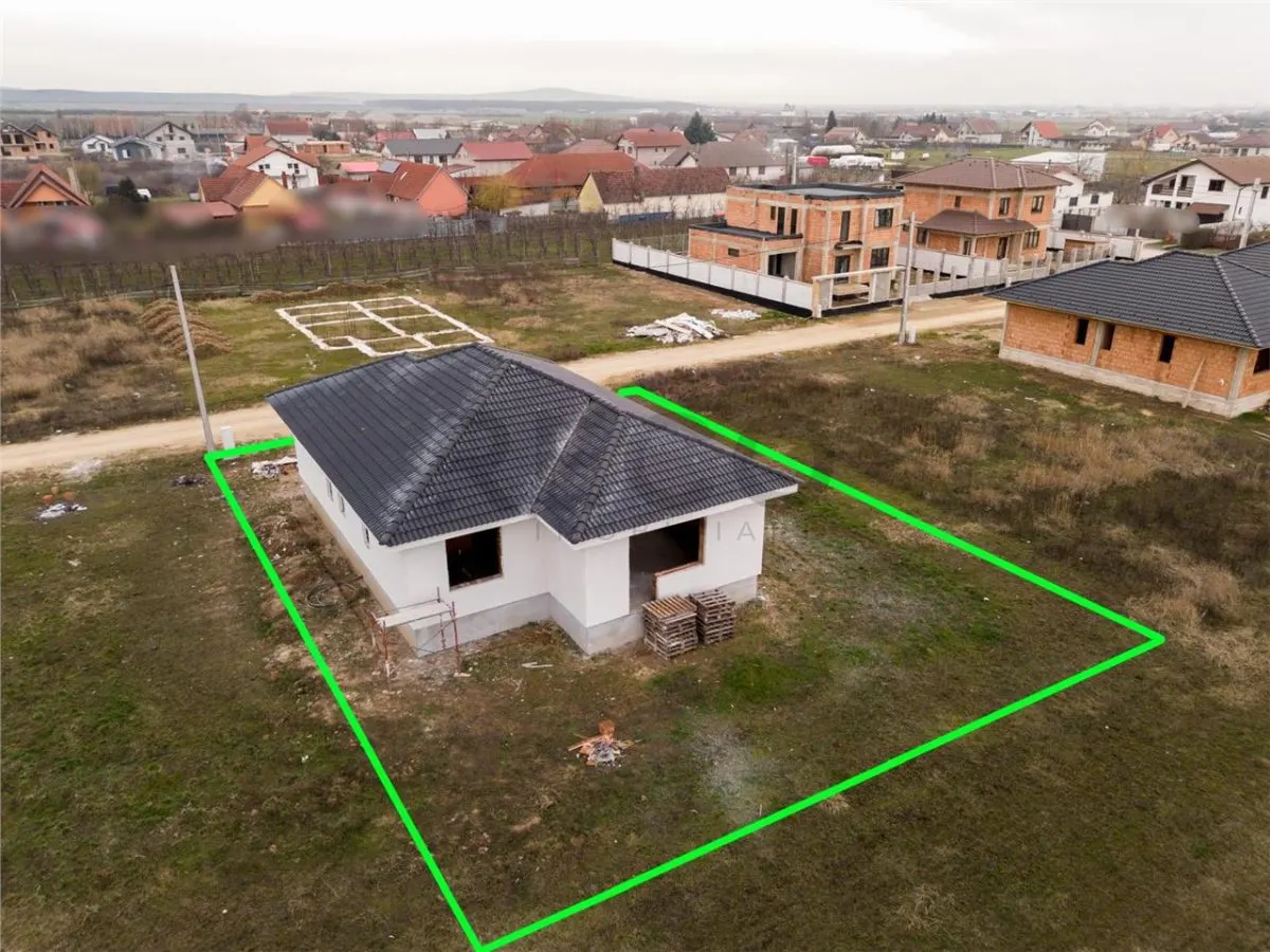 RECO Casa la rosu - 3 dormitoare, plan parter 120 mp utili - Osorhei - foto 3
