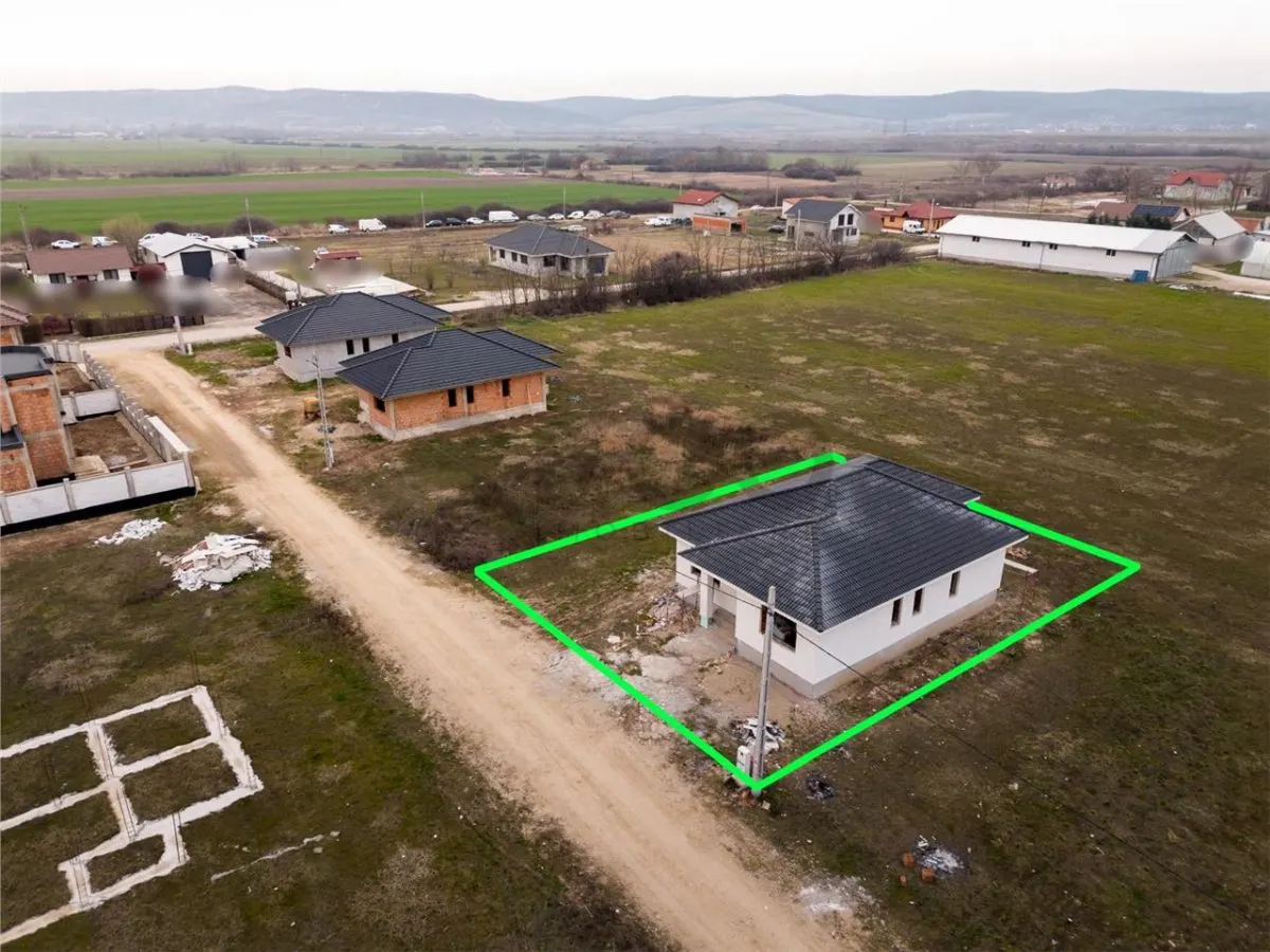 RECO Casa la rosu - 3 dormitoare, plan parter 120 mp utili - Osorhei - foto 4