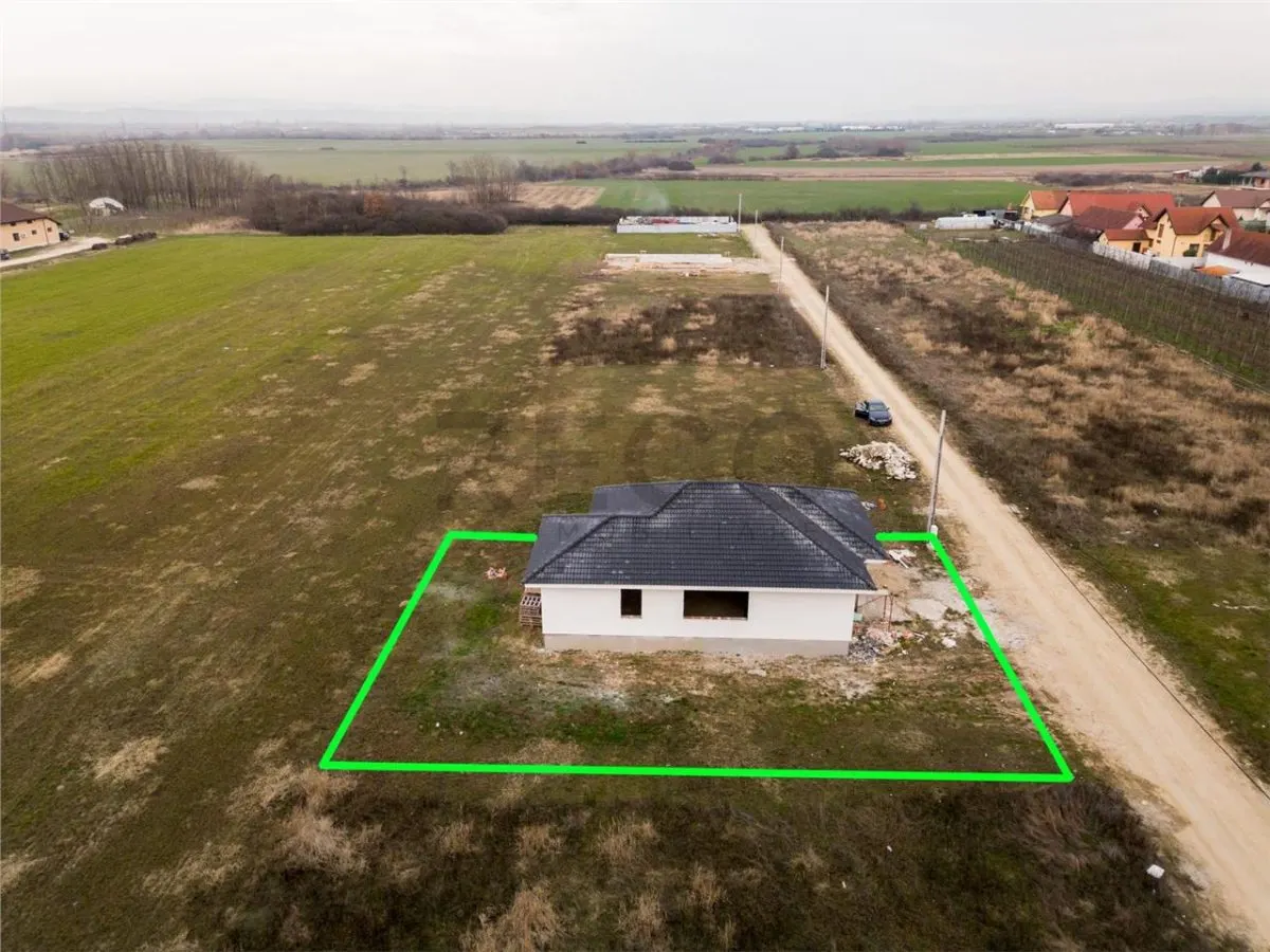 RECO Casa la rosu - 3 dormitoare, plan parter 120 mp utili - Osorhei - foto 6