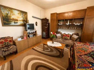 Casa cu farmec autentic, anexe, 1.100 mp teren roditor, Saulia, Mures - foto 9