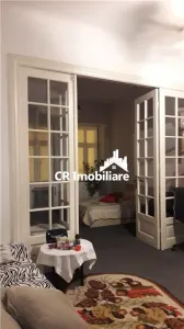 Apartament 4 camere Universitate cu Gradina Proprie - foto 2