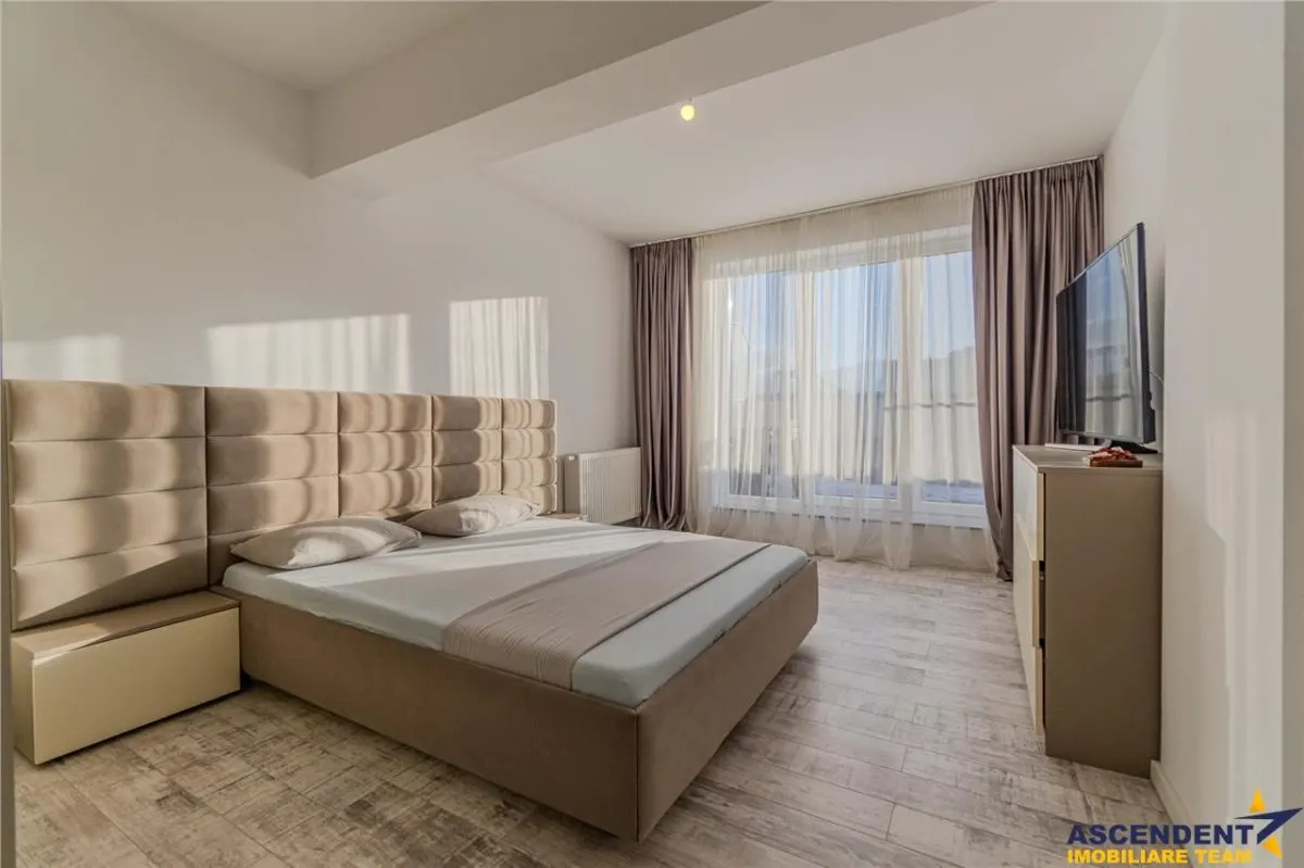FILM&3D! Penthouse spatios,luminos,terasa generoasa,Maurer,Tractorul,Brasov - foto 4