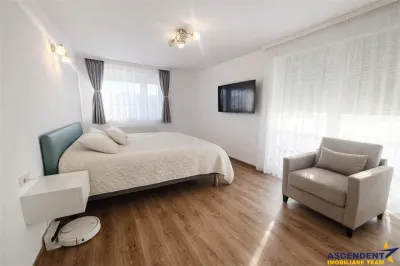 Elegant,decomandat,103mp,2bai,garaj,vedere deschisa,Urban Pentha,Tractorul,Brasov - foto 4