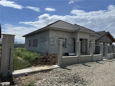 RECO casa 5 camere în Santandrei - Santandrei