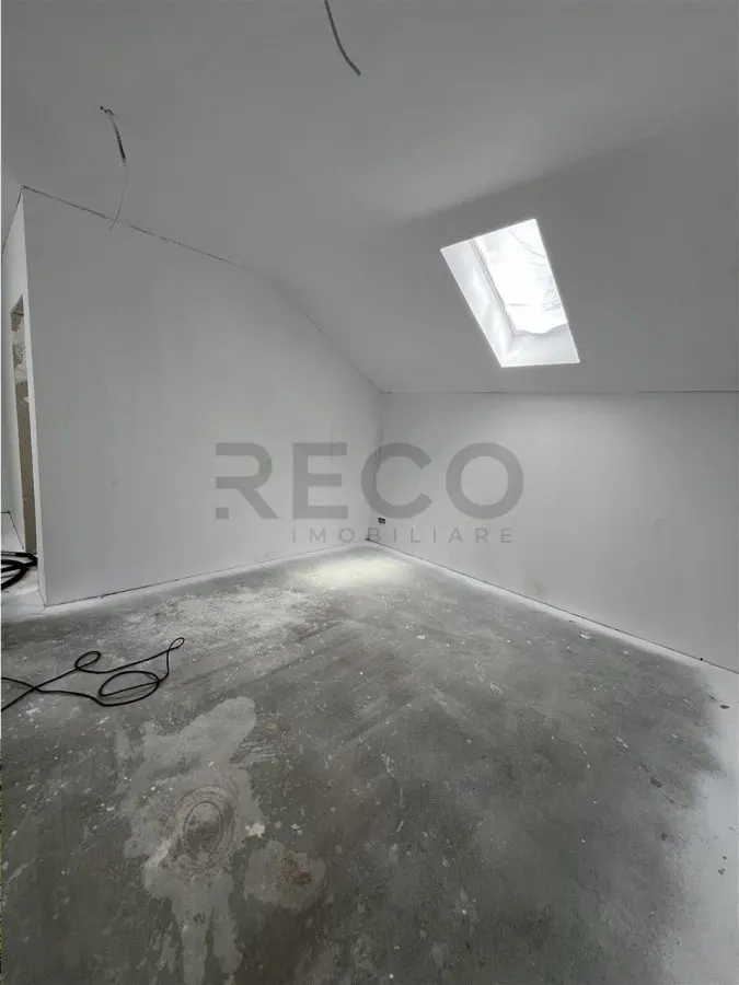 RECO casa 5 camere în Santandrei - foto 11