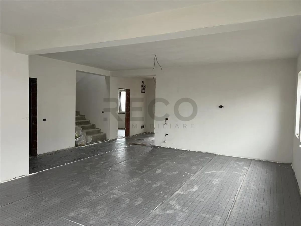 RECO casa 5 camere în Santandrei - foto 18