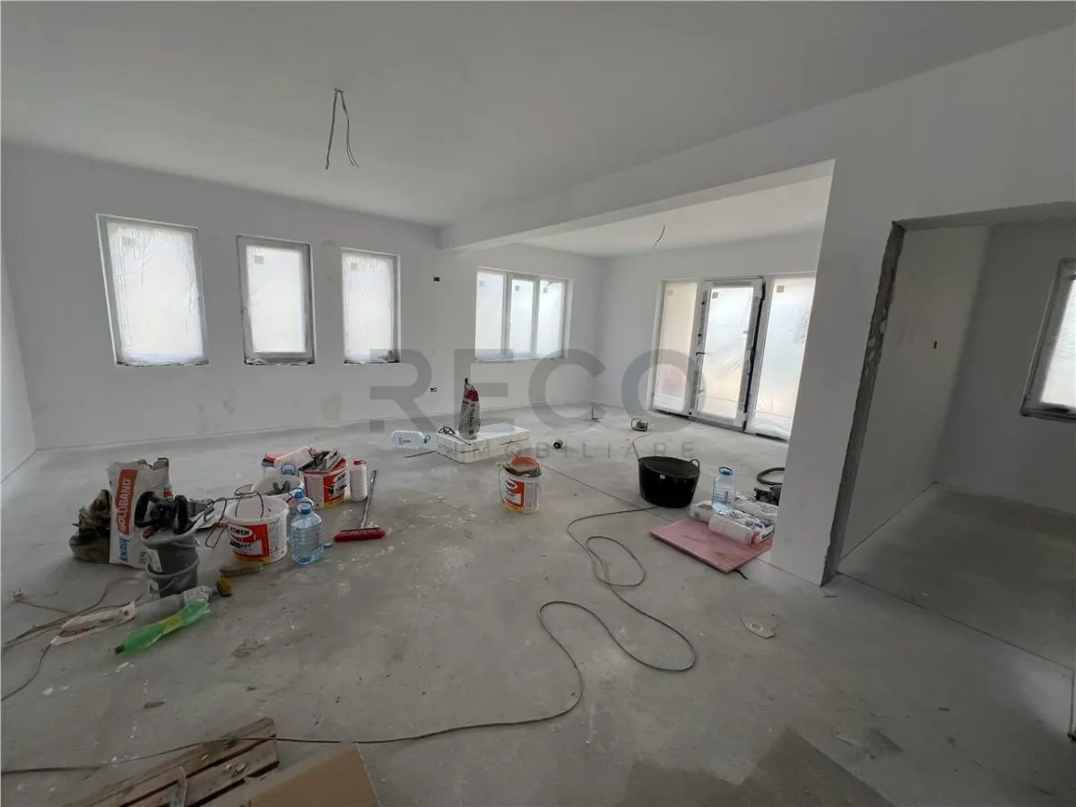 RECO casa 5 camere în Santandrei - foto 3