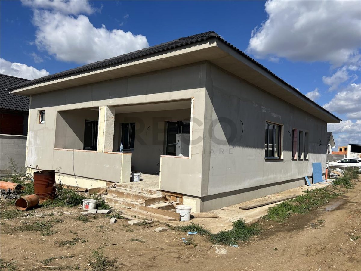 RECO casa 5 camere în Santandrei - foto 25