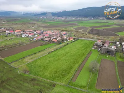 FILM!Potential rezidential/ investitional: 8.000 mp intravilan construibil, Sanzieni, Covasna - foto 9