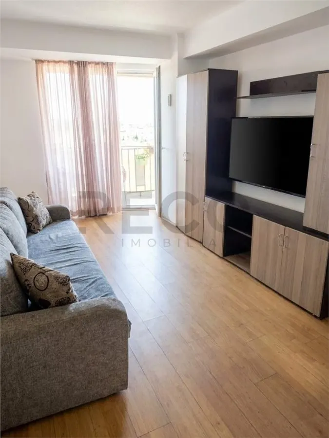 RECO Apartament 3 Camere Prima Nufarul - foto 1