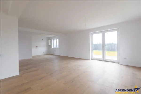 Casă 4 camere Brașov - poza 2
