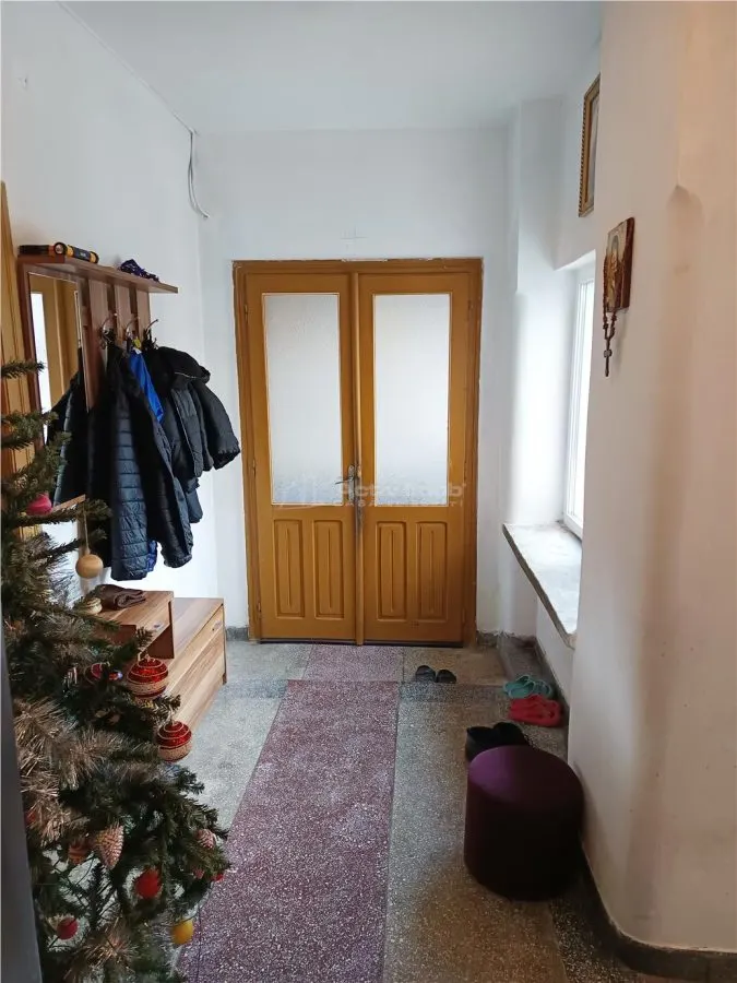 Casa 3 camere + teren in Pojejena, jud. Caras Severin - foto 2
