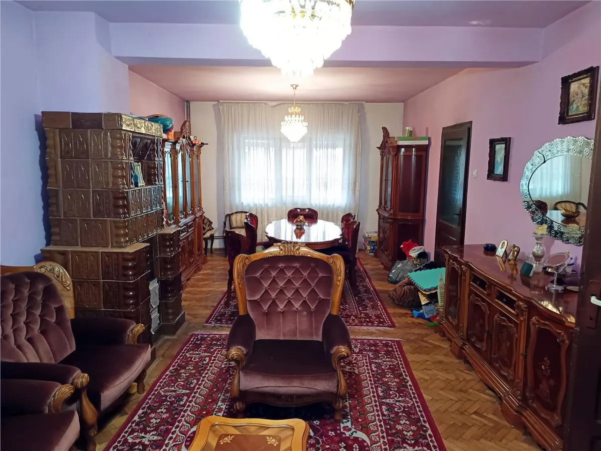Casa cu teren 315 mp â€“ Moldova Veche, jud. CS - foto 3