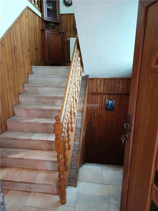 Casa cu teren 315 mp â€“ Moldova Veche, jud. CS - foto 4