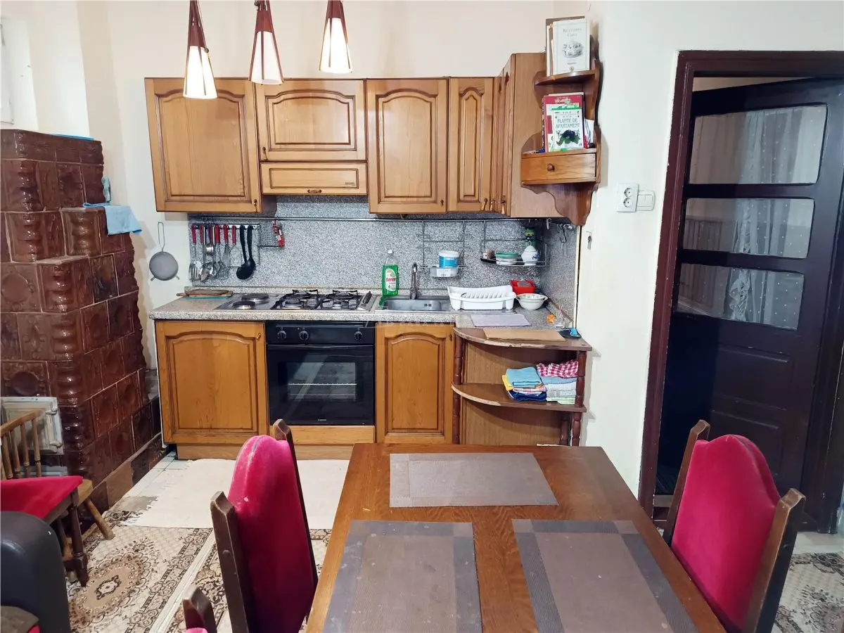 Casa cu teren 315 mp â€“ Moldova Veche, jud. CS - foto 8