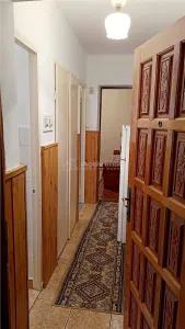 Moldova Noua, Apartament 2 Cam. Semidecomandat - foto 2