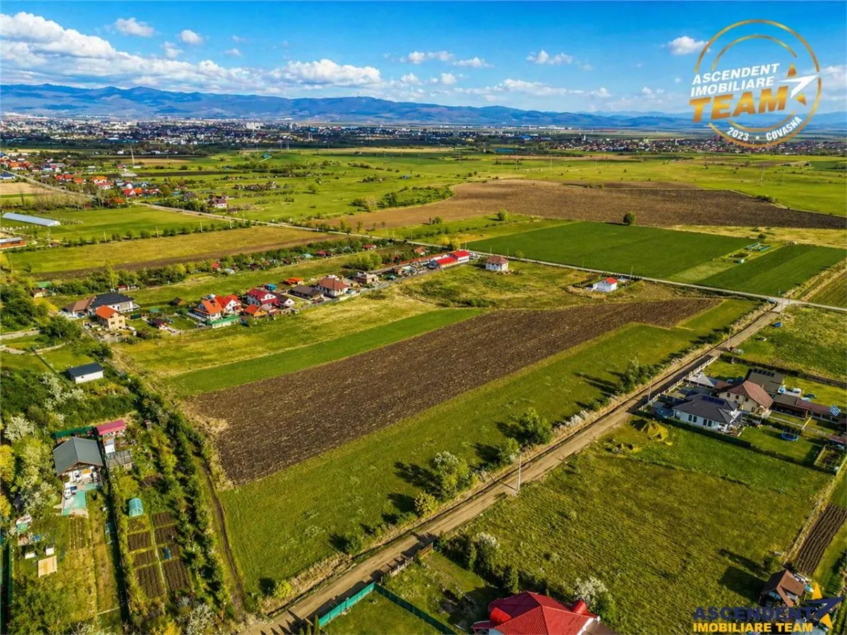 Proprietate remarcabila: 32.000mp teren, acces direct DJ112,Ilieni,Covasna - foto 3