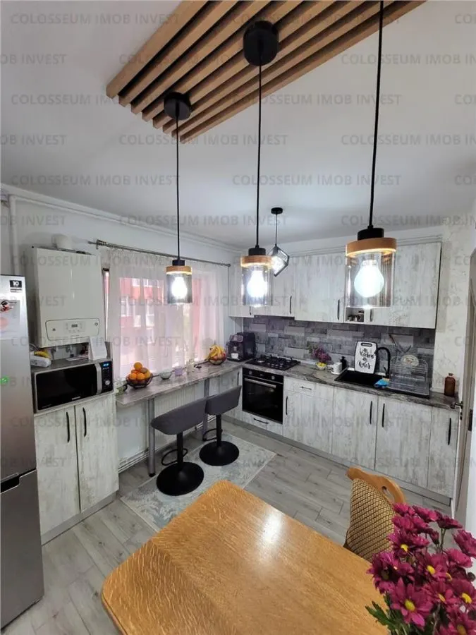 Apartament 2 camere, decomandat - zona Astra - foto 12