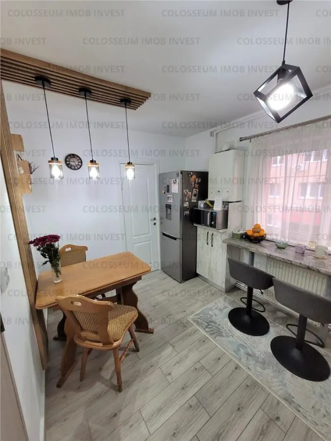 Apartament 2 camere, decomandat - zona Astra - foto 13
