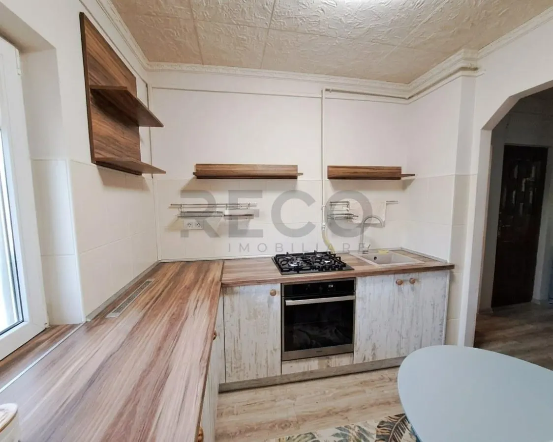 RECO  apartament proaspat renovat-central Salonta - foto 1