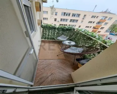 RECO  apartament proaspat renovat-central Salonta - foto 8