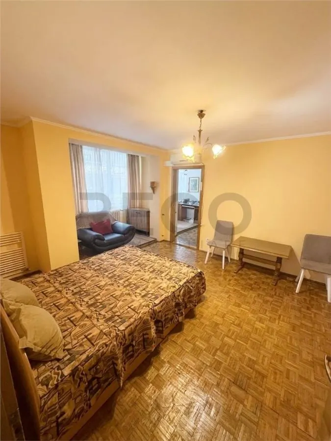 RECO Apartament X mare 2 camere zona foarte linistita Splaiul Crisanei - foto 2