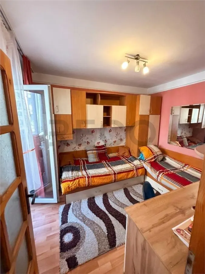 RECO Apartament 2 camere, etaj 1 din 4, complet mobilat si utilat, Iosia nord - foto 2