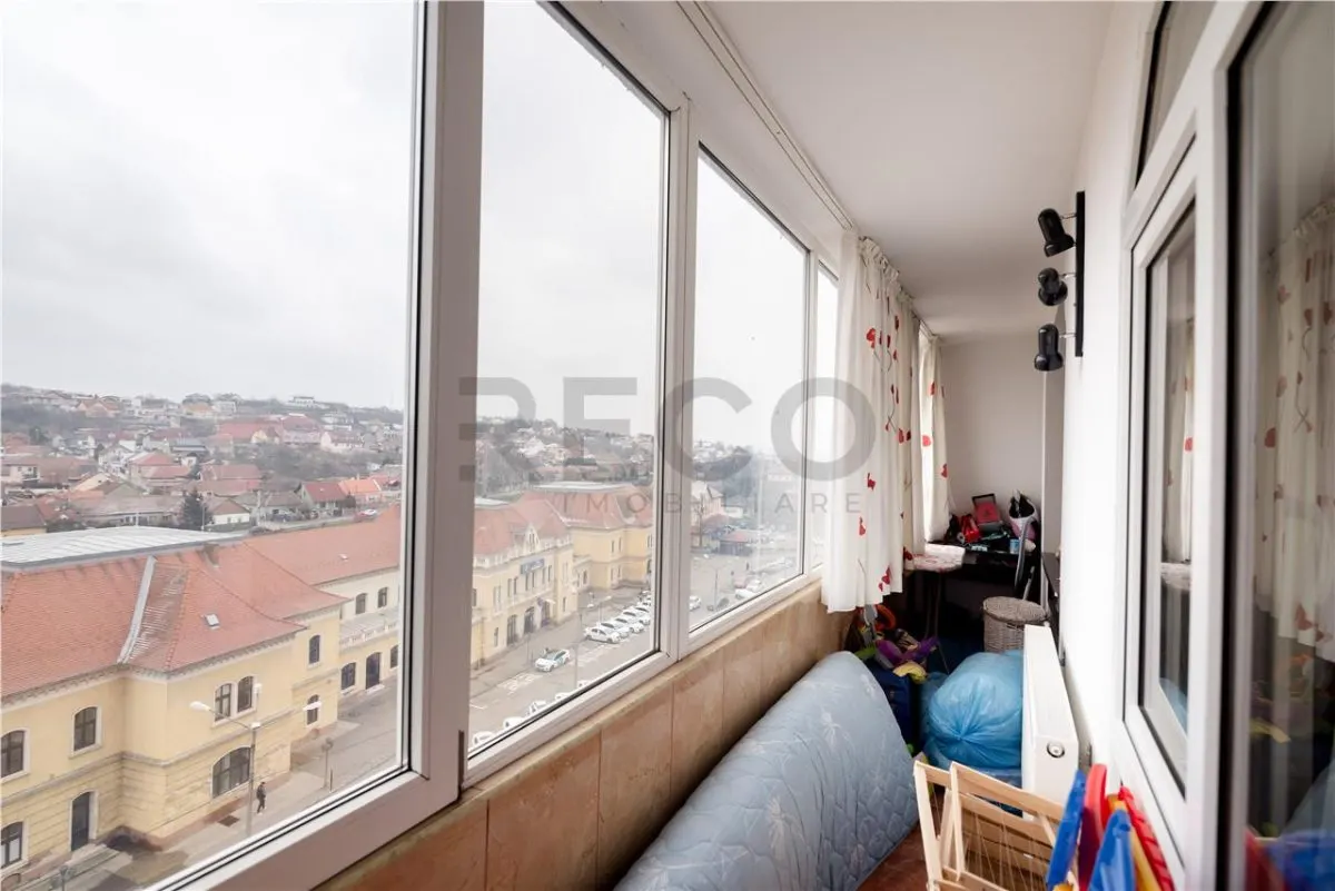 RECO apartament cu 2 camere priveliste superba cu lift - foto 9
