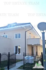 Vila de VANZARE Crevedia pretabil resedinta /Iinvestitie - Crevedia