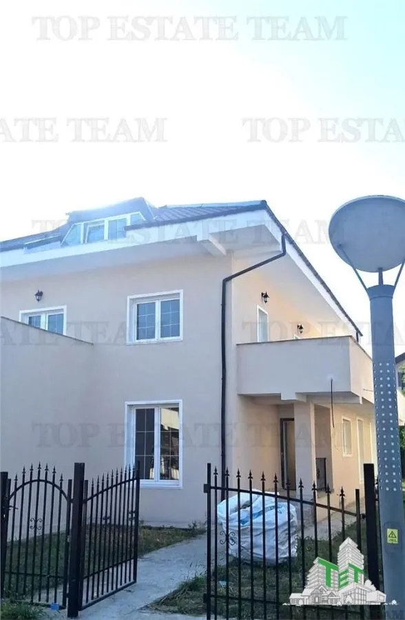 Vila de VANZARE Crevedia pretabil resedinta /Iinvestitie - foto 1