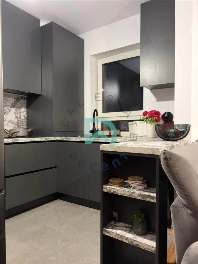 Apartament  3 camere Tractorul,  Brasov - foto 2