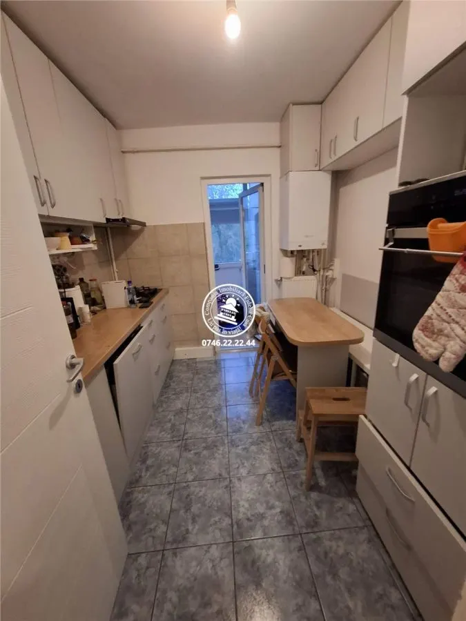 Apartament 3 camere decomandat de vanzare zona Galata -Iasi - foto 1