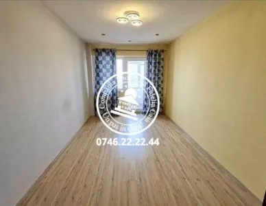 Apartament 3 camere Centru - foto 2