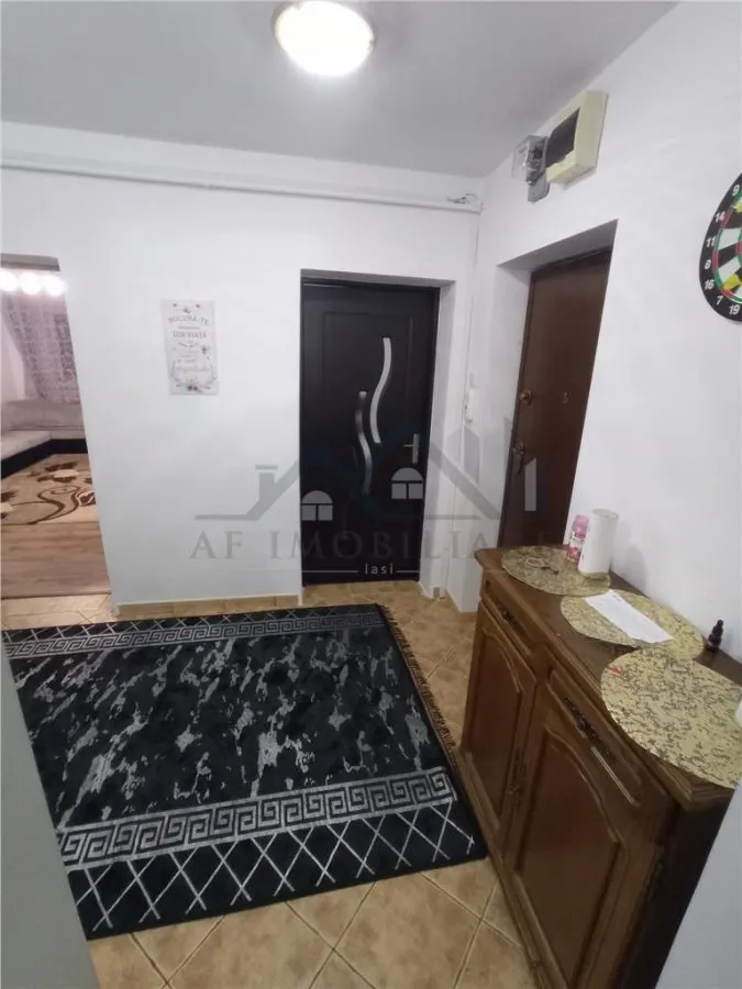 Apartament 4 camere  Podu Ros zona Bd Tutora - foto 12