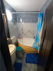 Apartament 4 camere  Podu Ros zona Bd Tutora - foto 16