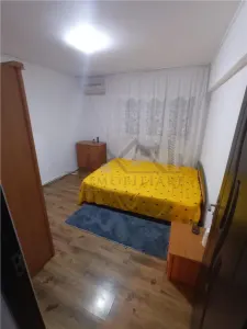 Apartament 4 camere  Podu Ros zona Bd Tutora - foto 3