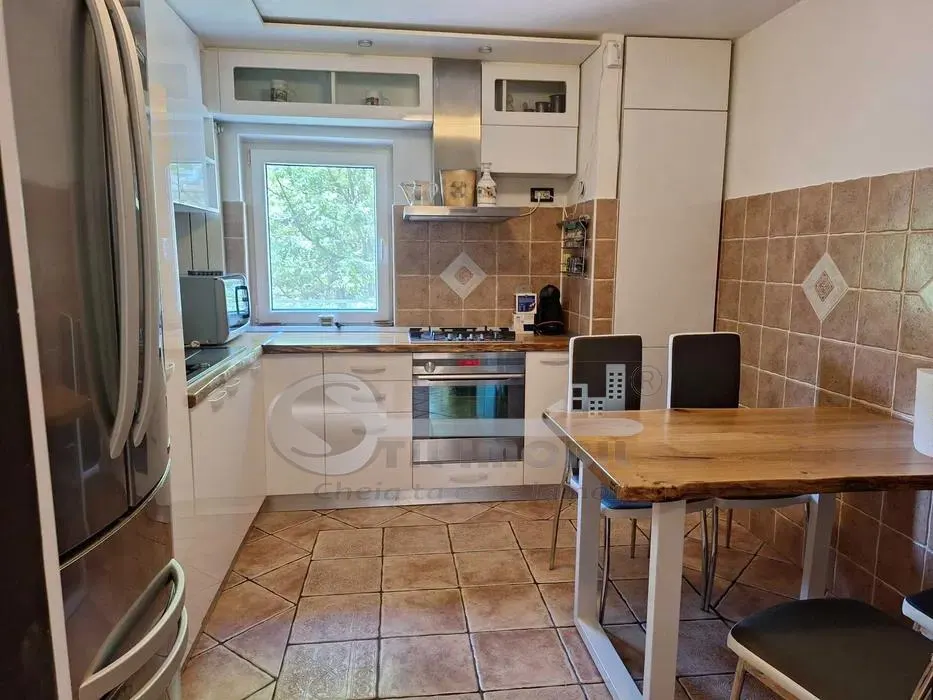 Apartament 3 Camere Centru - 800 euro - foto 5