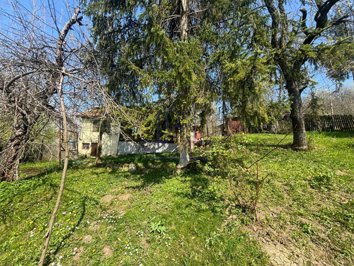 Casa cu teren - foto 20