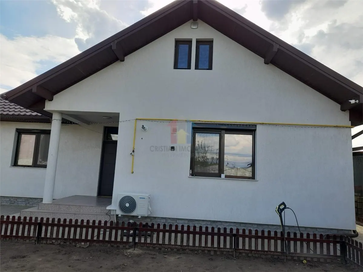 Vila P+M constructie 2020, pretabila doua famiili, teren 620 mp, Cazasu - foto 8
