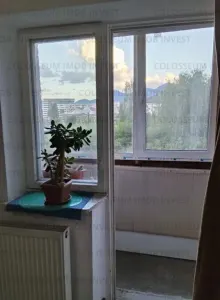 Apartament 2 camere, decomandat - zona Racadau - foto 2