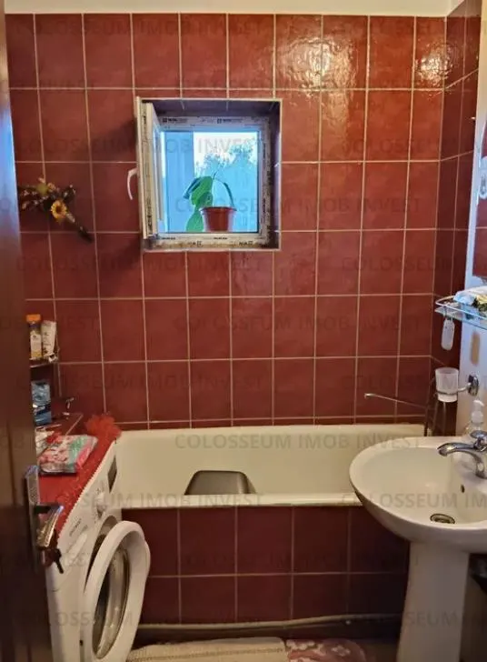 Apartament 2 camere, decomandat - zona Racadau - foto 5